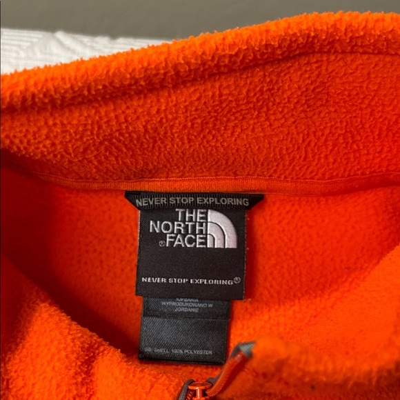 The North Face Vibrant Orange Fleece 1/4 zip Pullover. Men’s small. - Picture 5 of 7